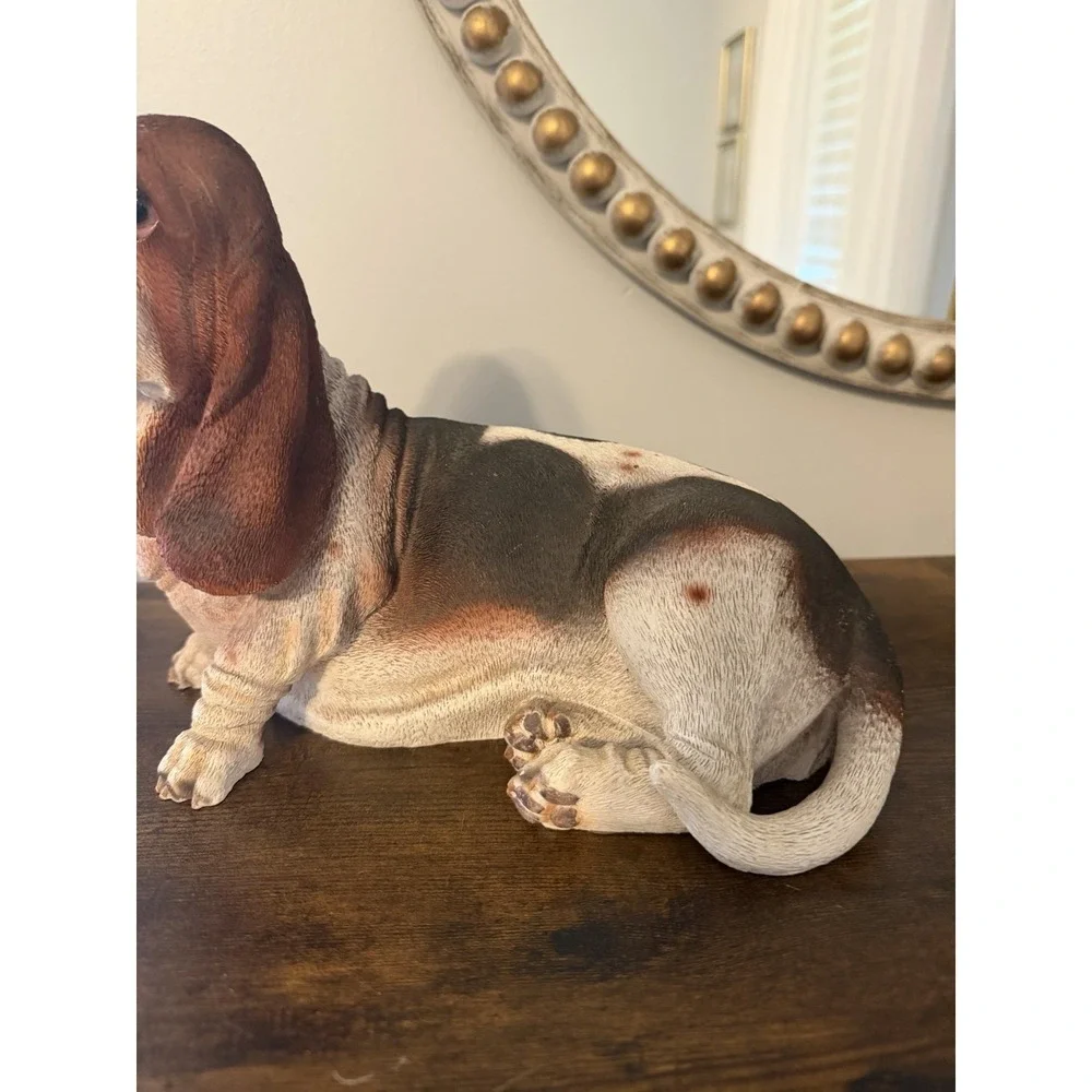 Large Resin Basset Hound Dog Figurine Statue Laying Down Hand Painted 11